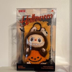 Halloween Labubu
